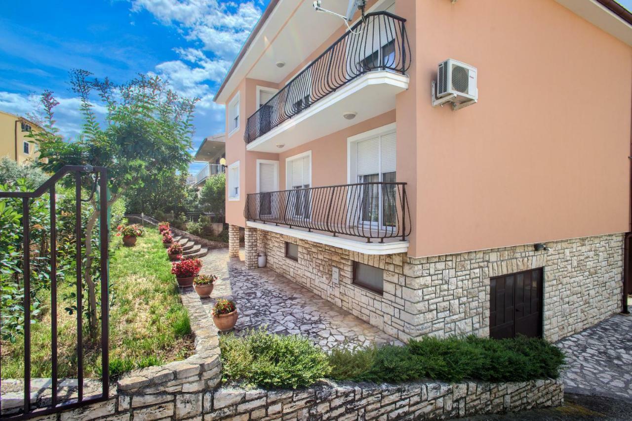 Apartman Paola Pula Exterior photo