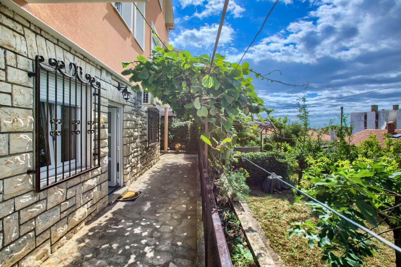 Apartman Paola Pula Exterior photo
