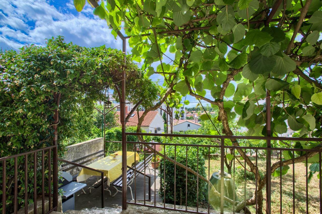 Apartman Paola Pula Exterior photo
